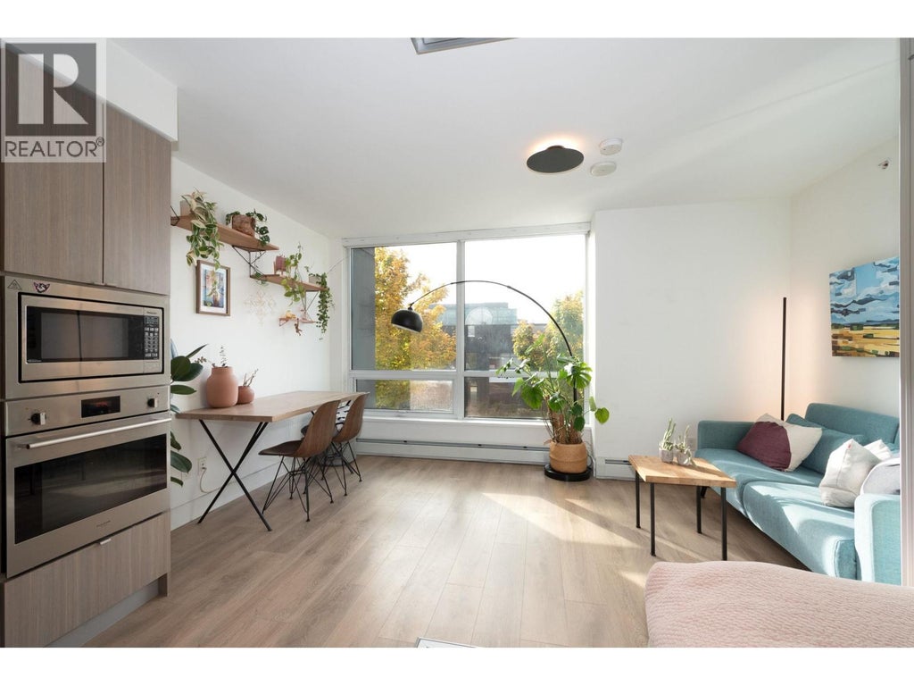 208 1788 Columbia Street, Vancouver