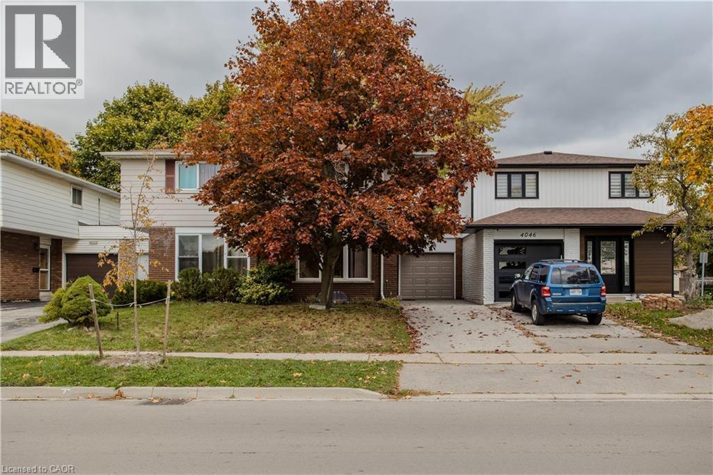 4048 Longmoor Drive, Burlington