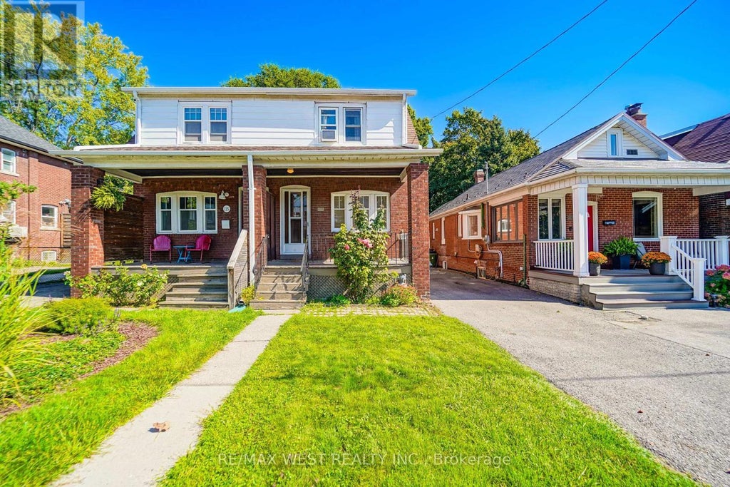 113 Fifth Street, Toronto (new Toronto)