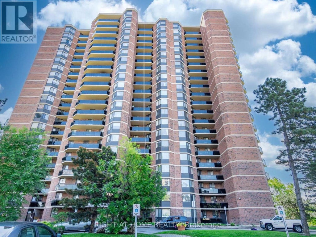 305 - 234 Albion Road, Toronto (elms-Old Rexdale)