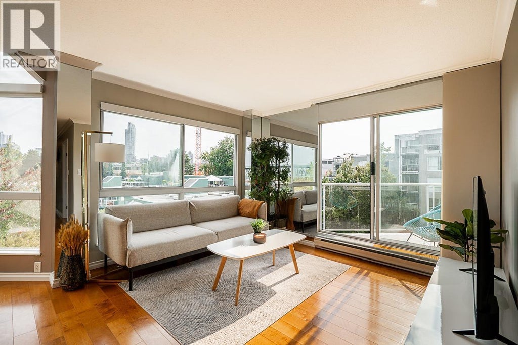 601 1510 W 1st Avenue, Vancouver