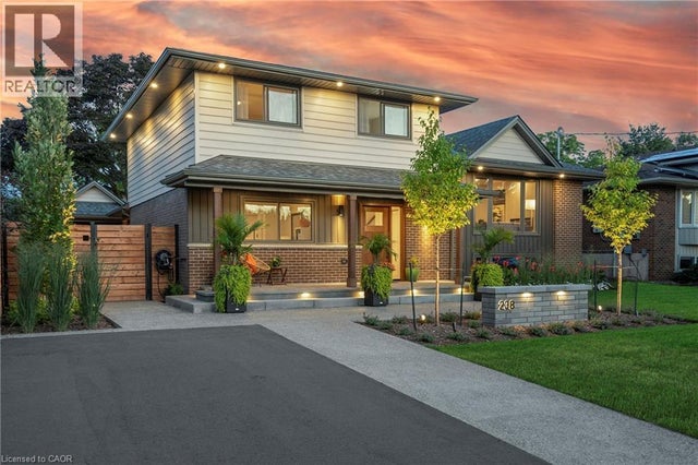 238 Slater Crescent, Oakville