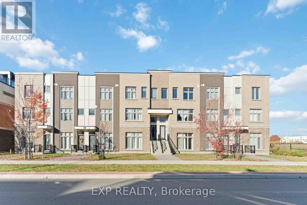 829 Mikinak Road, Ottawa