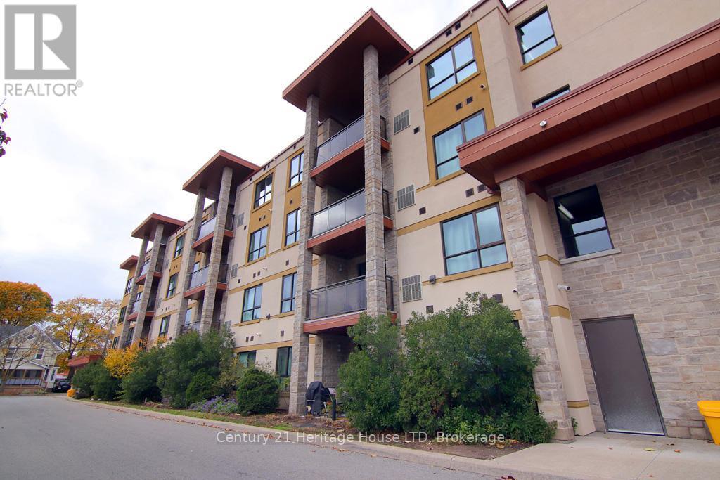 404 - 26 Wellington Street, St. Catharines (downtown)