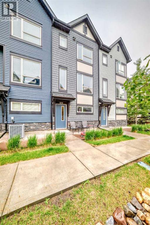 208, 15 Evanscrest Park Nw, Calgary