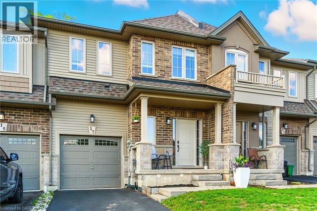 17 Dennis Drive, Smithville