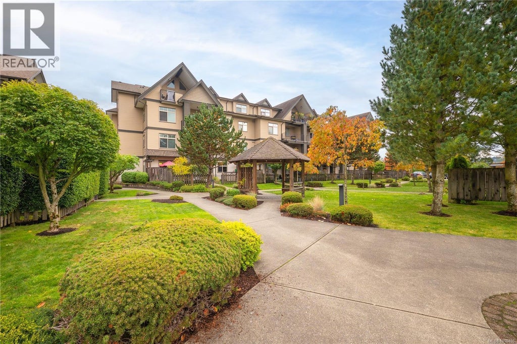 104 2111 Meredith Road, Nanaimo