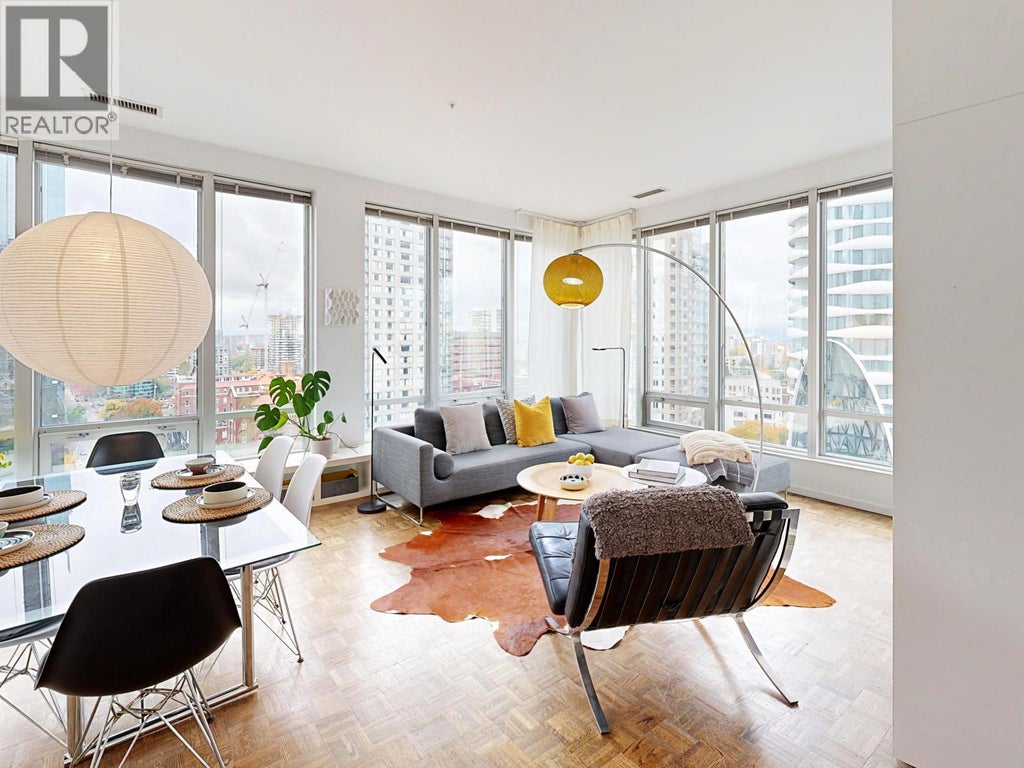 1207 989 Nelson Street, Vancouver