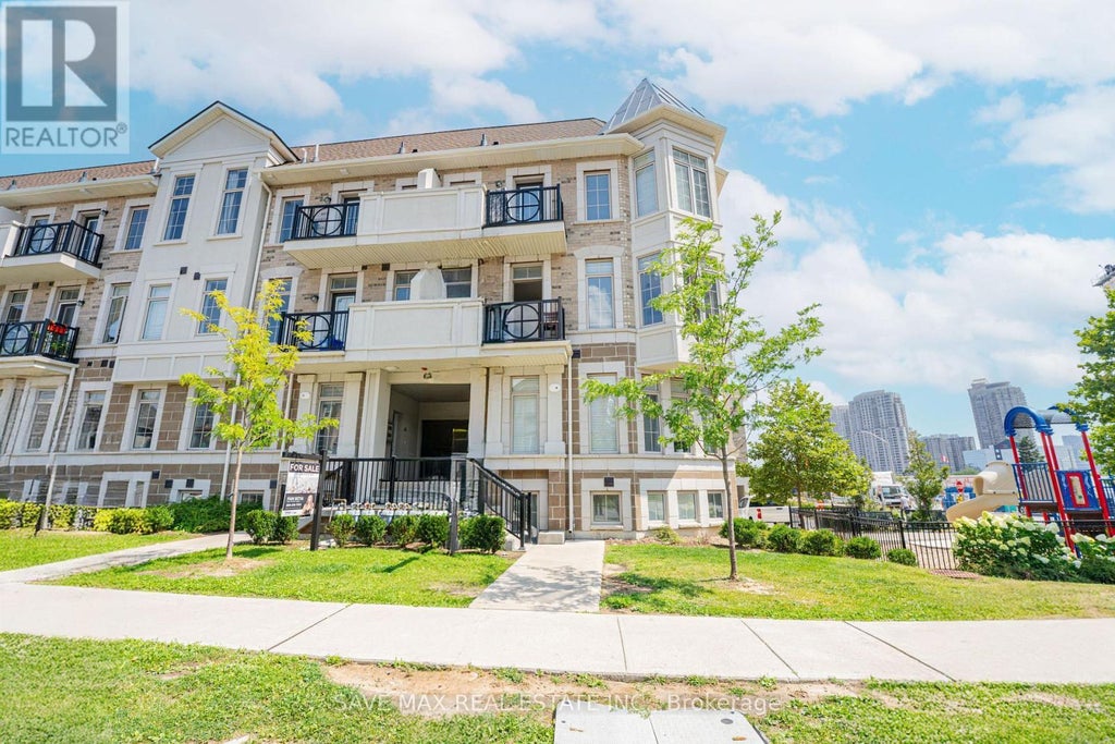 2 - 62 Preston Meadow Avenue Ne, Mississauga (hurontario)