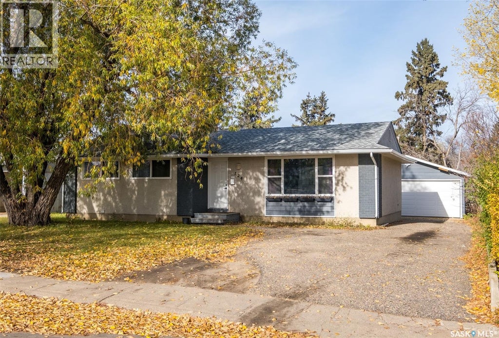 724 Eastwood Street, Prince Albert