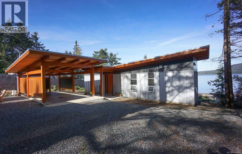 3870 East Road, Denman Island