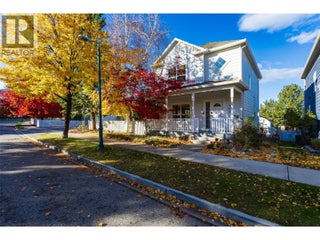 388 Mccarren Avenue. Kelowna, British Columbia