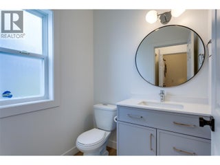 388 Mccarren Avenue. Kelowna, British Columbia