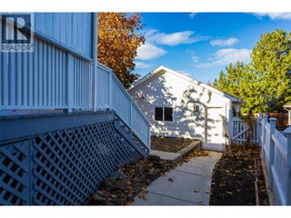 388 Mccarren Avenue. Kelowna, British Columbia