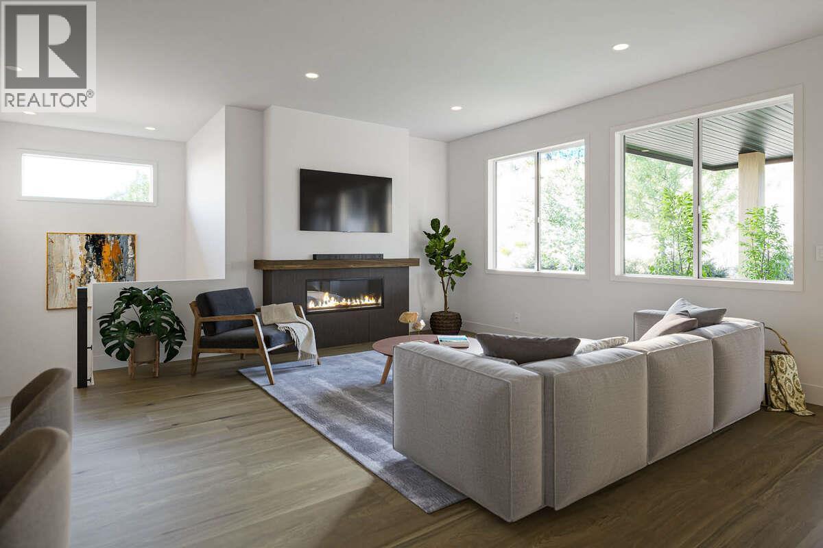 1720 Hidden Hills Drive Unit# 5. Kelowna, British Columbia