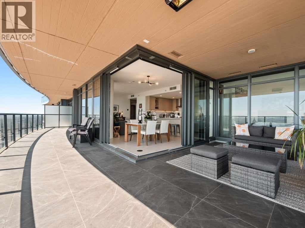 5306 4880 Lougheed Highway, Burnaby