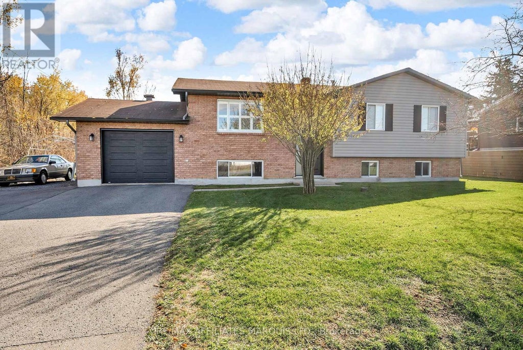 532 South Branch Road, Cornwall