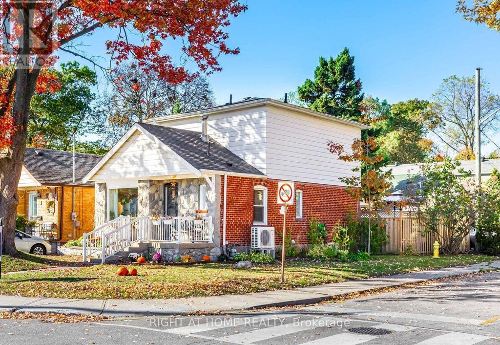 78 Hollis Avenue, Toronto (birchcliffe-Cliffside)