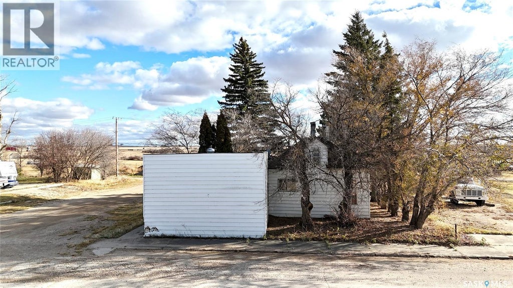 400 Central Avenue, Kenaston