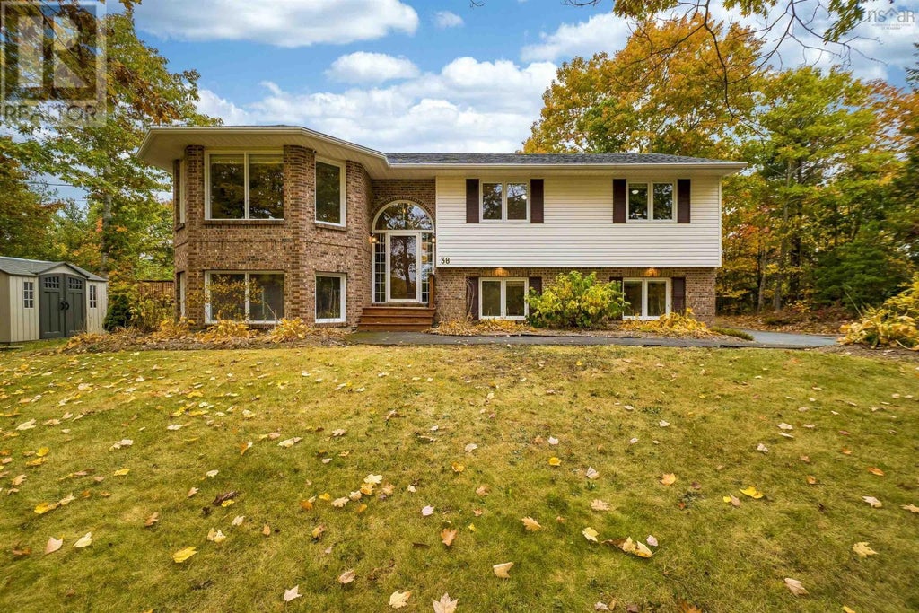 38 Devonport Avenue, Fall River