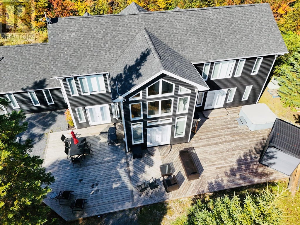 7 Beach Place, Humber Valley Resort