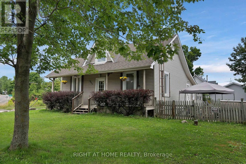 9495 Baldwin Street N, Whitby