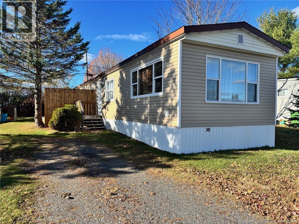 38 Leafwood Crescent, Fredericton