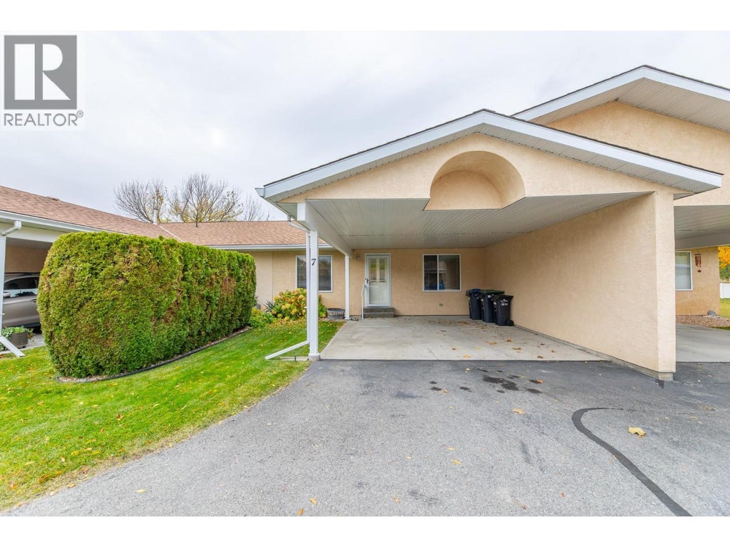 145 Redwing Place Unit# 7, Oliver