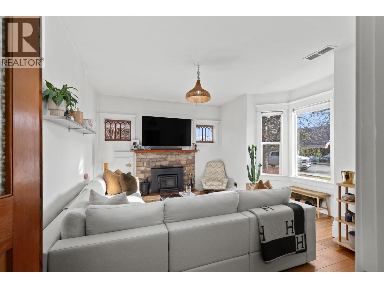 784 Lawrence Avenue. Kelowna, British Columbia