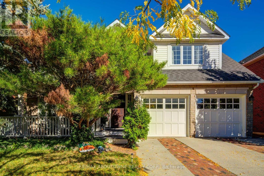 2193 Meadowland Drive, Oakville (ro River Oaks)