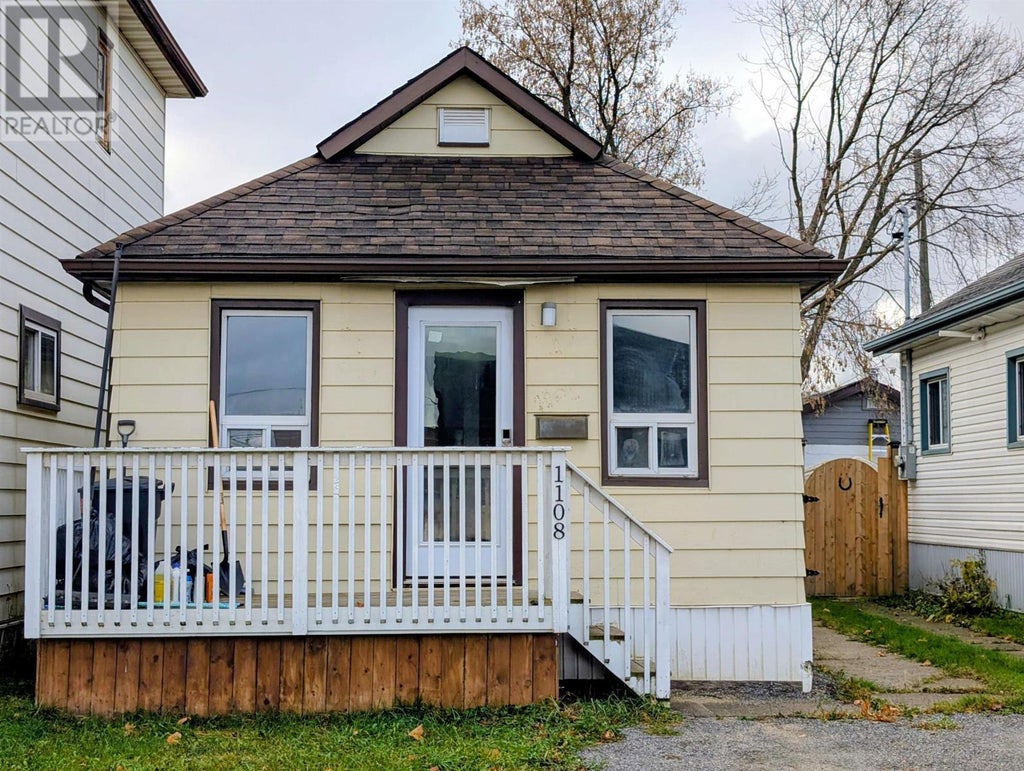 1108 Frederica Street W, Thunder Bay