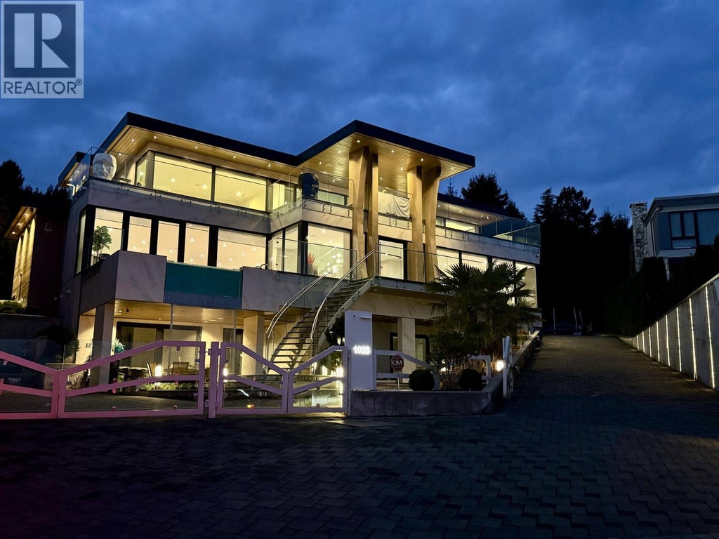 1035 Greenwood Place, West Vancouver