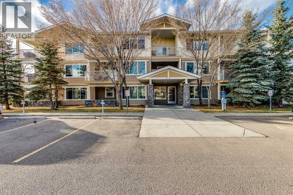 1305, 4 Kingsland Close Se, Airdrie