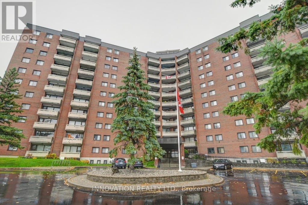 221 - 3100 Carling Avenue, Ottawa