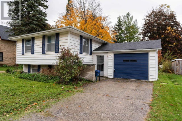 698 Gustavus Street, Saugeen Shores