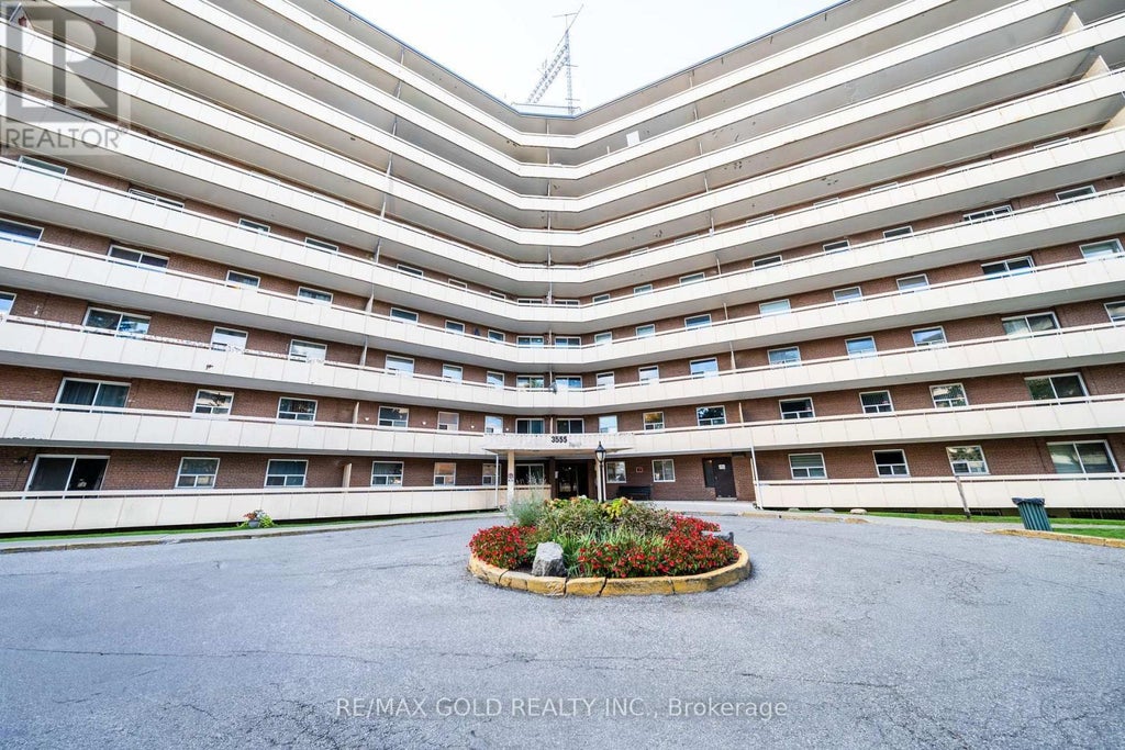 605 - 3555 Derry Road E, Mississauga (malton)