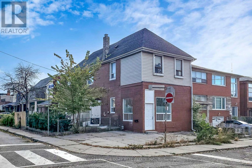 229 Bellwoods Avenue, Toronto (trinity-Bellwoods)