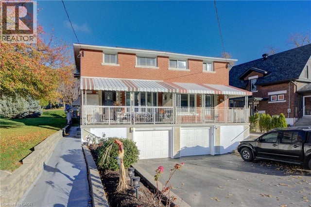 476 Wellington Street N, Kitchener