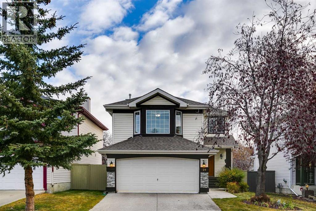 29 Douglas Woods Gardens Se, Calgary