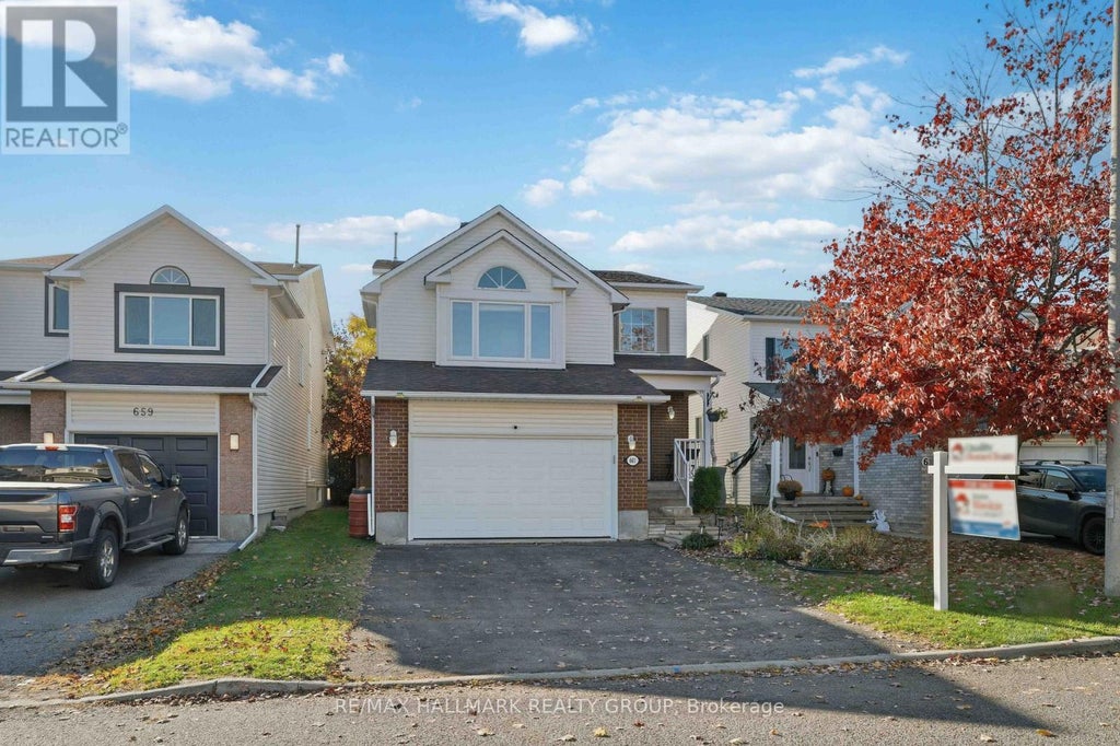 661 Arcade En Ciel Street, Ottawa