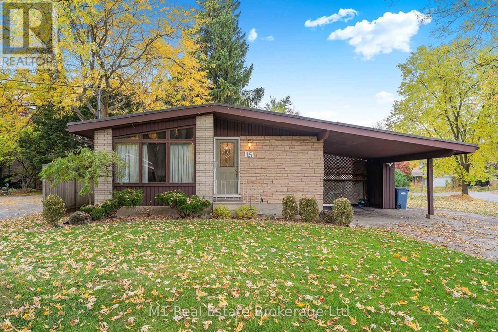 15 Woodycrest Drive, Guelph (junction/onward Willow)