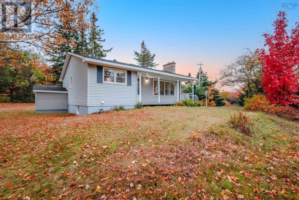 4327 Louisbourg Highway, Albert Bridge