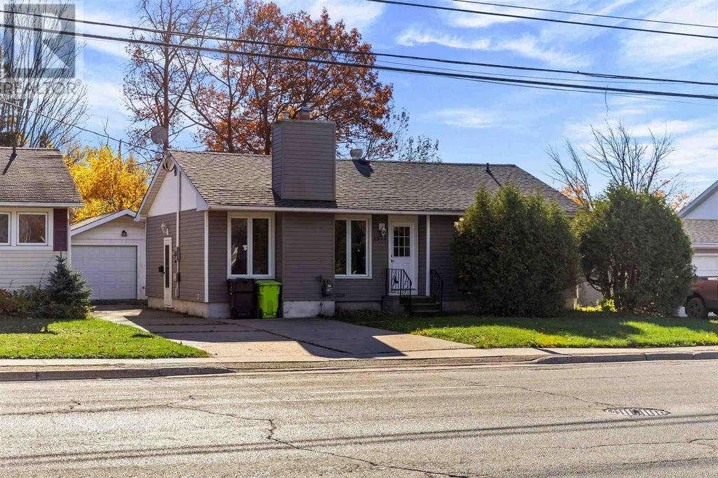 1573 Wellington St E, Sault Ste. Marie