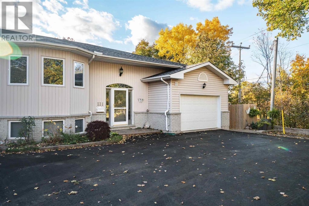 536 Morrison Avenue, Sault Ste. Marie