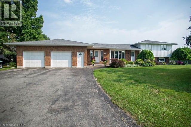 1449 Windham Road 12, Simcoe