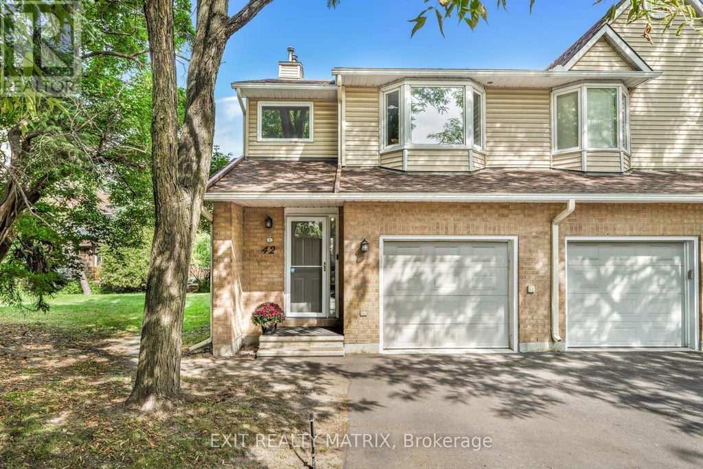 26 - 42 Oakhaven Private, Ottawa