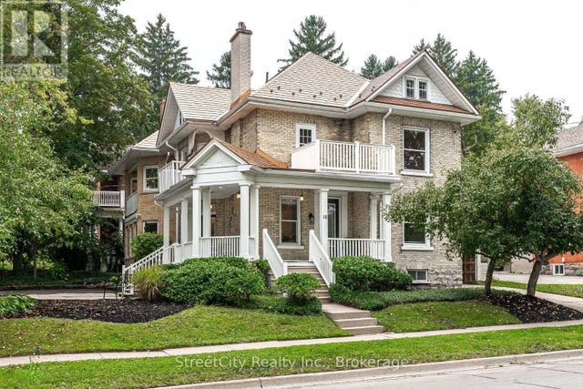 18 Waterloo Street N, Stratford