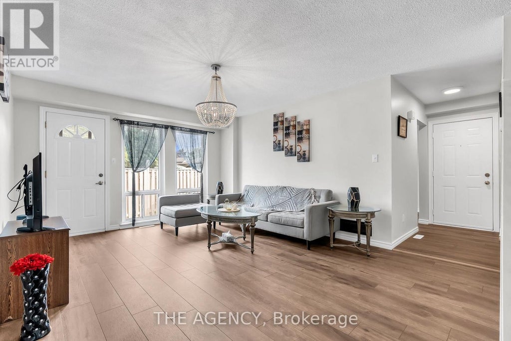 35 - 1333 Mary Street N, Oshawa (centennial)