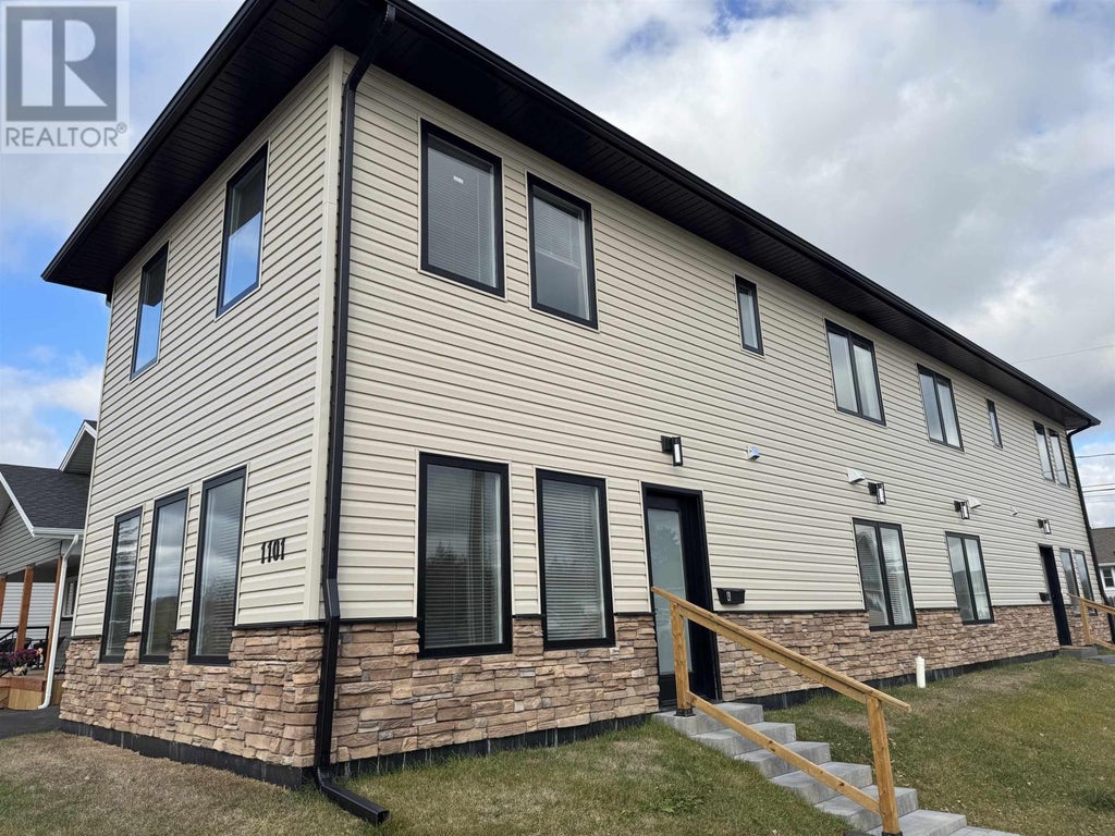 A 1101 Frederica St W, Thunder Bay