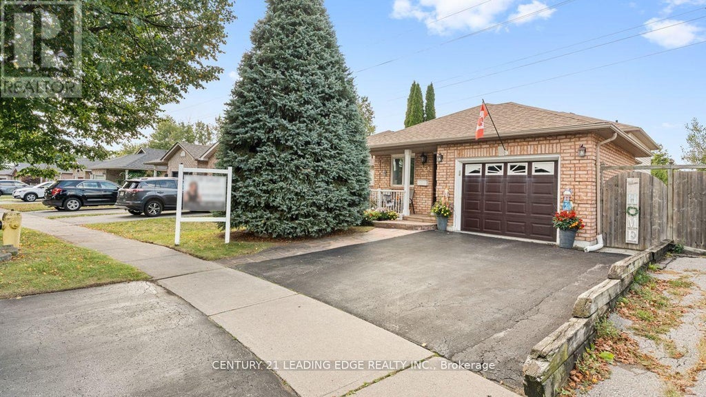 385 Compton Crescent, Oshawa (centennial)